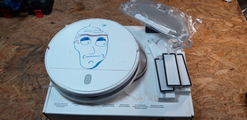 Mi Robot Vacuum-Mop Essential