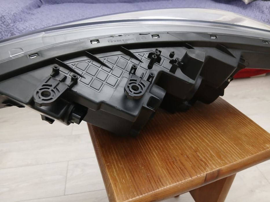 Фара Kia cerato ( Церато )