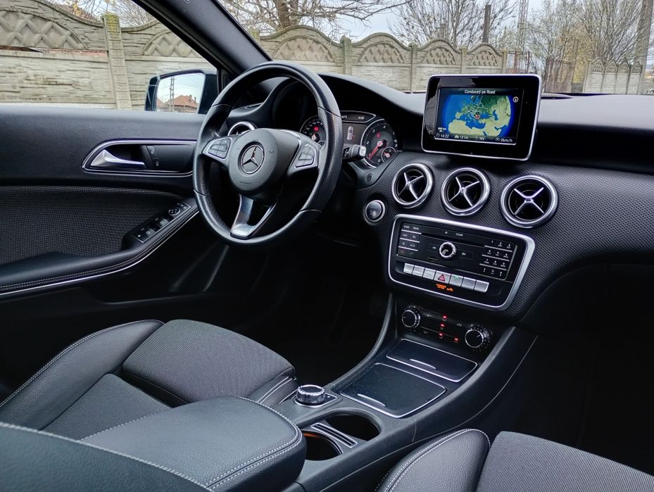 Mercedes-Benz A A 200 AMG Line