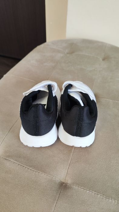 Adidas copii marimea 22