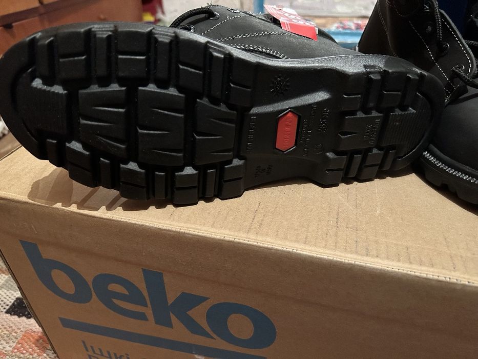 Спец Ботинка новый