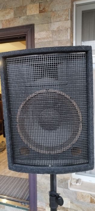 Продавам тонколони