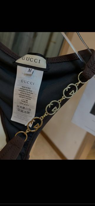 Costum de baie Gucci model 2026, preț fix