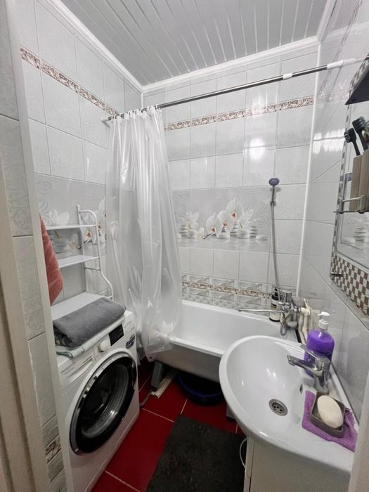 Продам 1 ком квартиру на Жазире