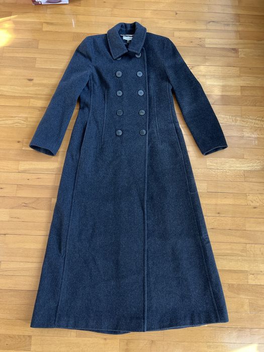 Дълго до глезена тъмно сиво вълнено палто