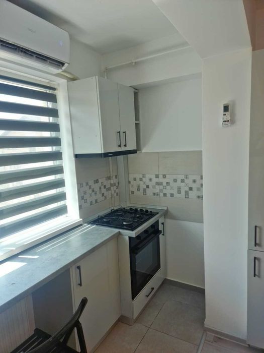 Persoana fizica - Închiriez apartament 2 camere – Valea Adâncă, Str. Crângului  – Etaj 2 – Loc de parcare