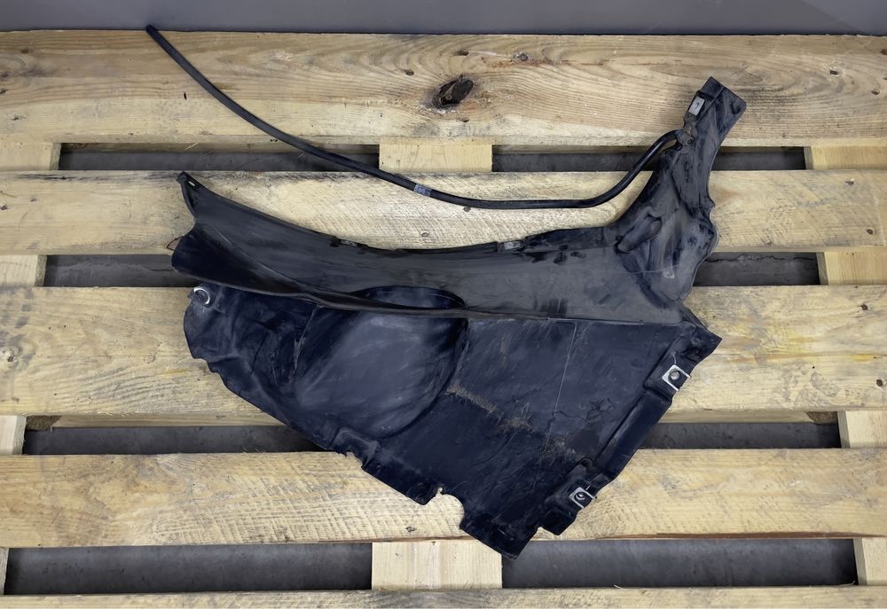 Предна лява част подкланик Audi Q5 80A853887E