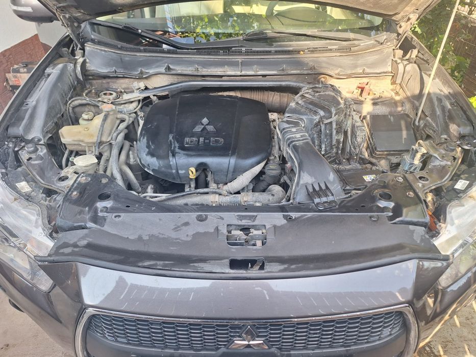 Mitsubishi Outlander 2011, 2.2 diesel, automata