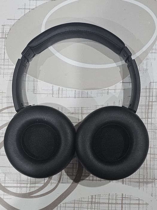 Наушники Блютуз.