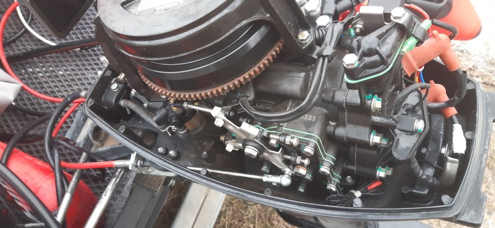 Лодка Скат 390 F