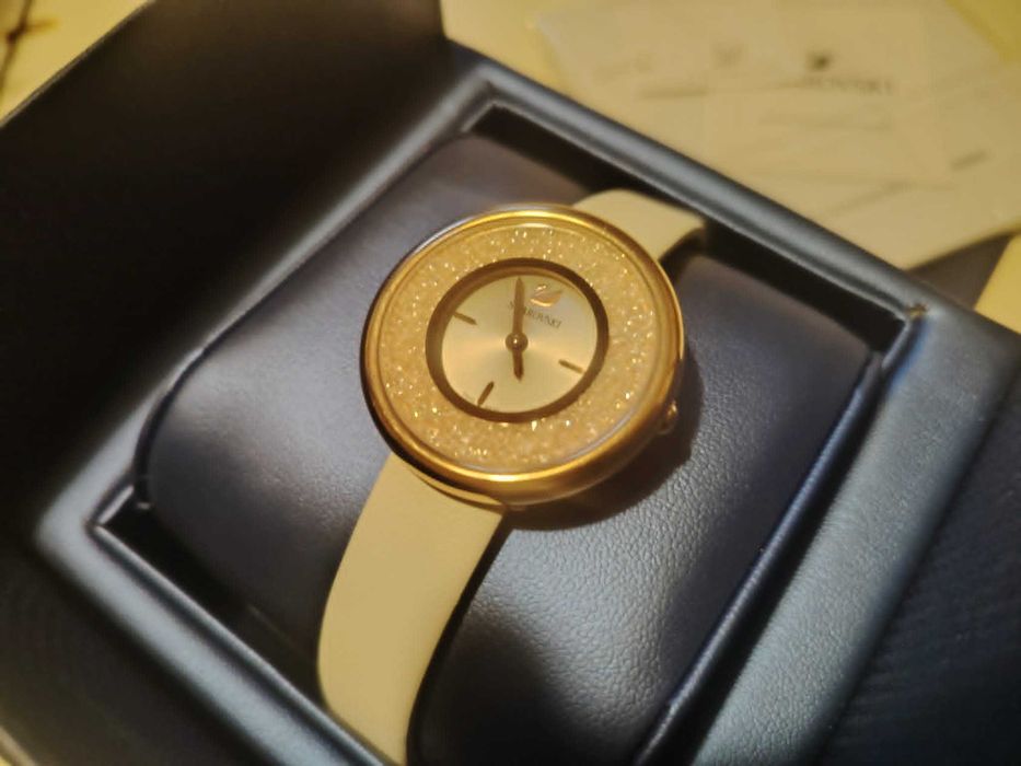 Часовник Swarovski Crystalline Pure Rose Gold