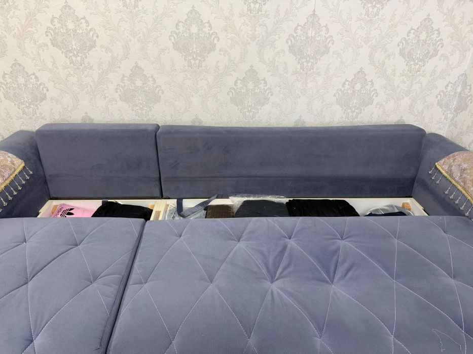 Продам диван отличного качества