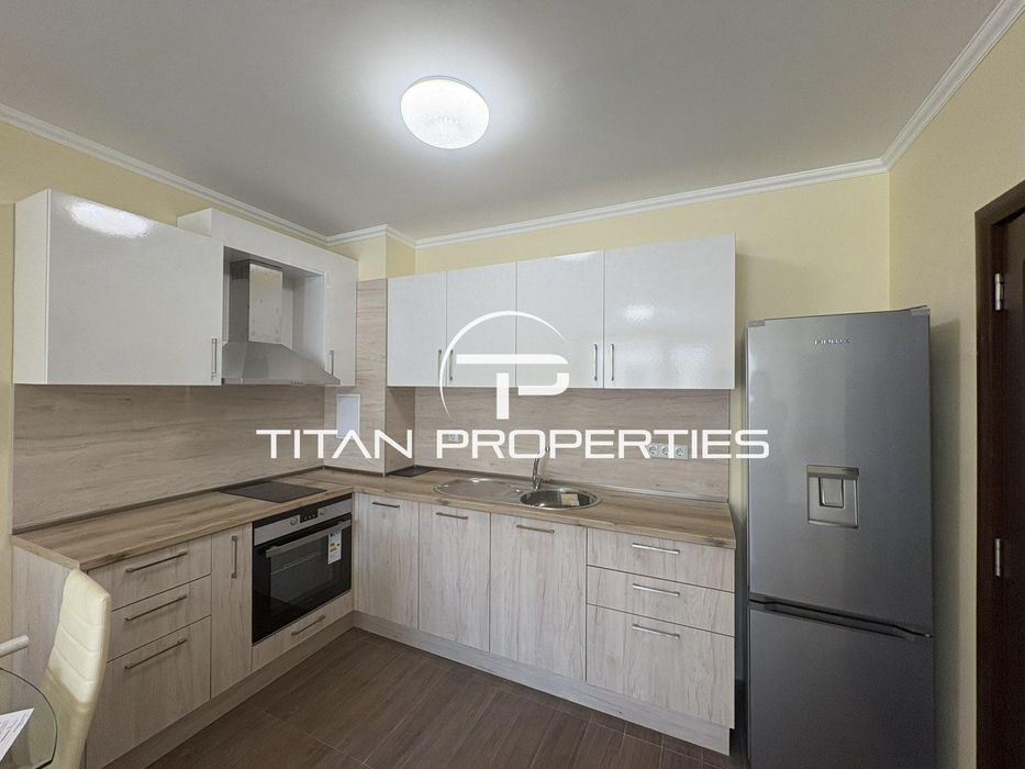 Дава се под наем Двустаен апартамент в Бургас, Славейков - 65 кв.м за 612 € - Снимка #1