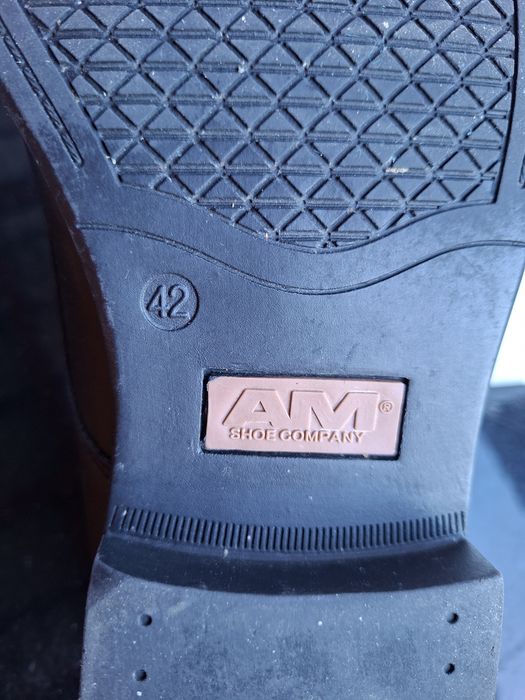 Vand pantofi si botine