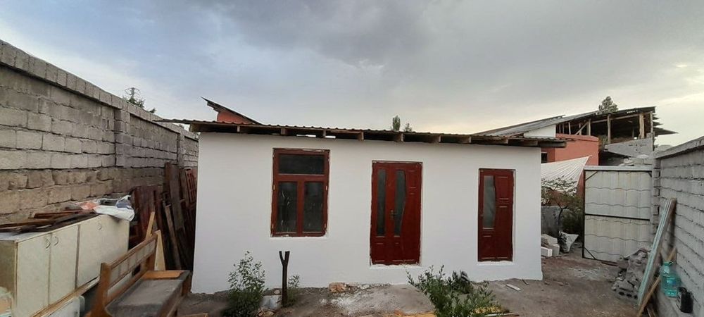 Tayyor kadastiri bor uy sotiladi