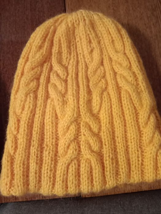 Вязанные шапочки