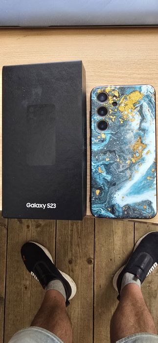 Samsung S23 negru