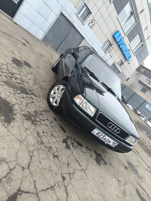 Продам Ауди 80 б4 2л-моно