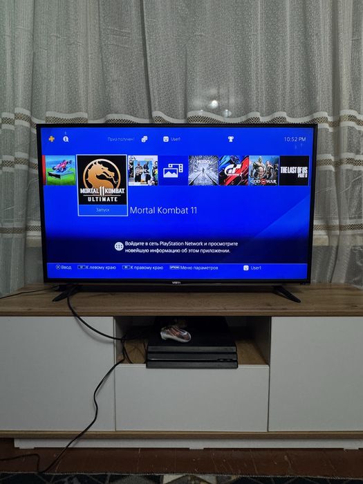 PS4 Pro + 2 джойстик