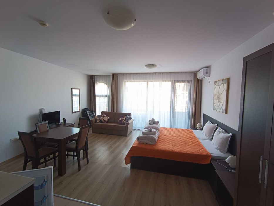 Студио с голяма тераса, Марина Кейп, Ахелой, от собственика