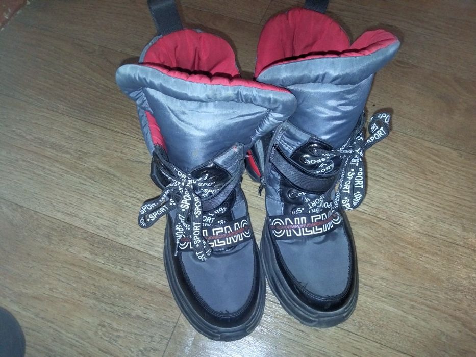 Ботинки детские 38 размер