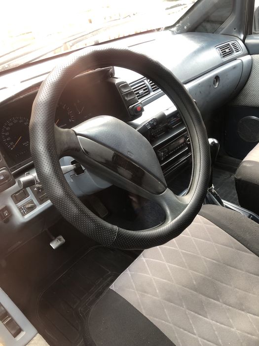 Nissan Praire PRO