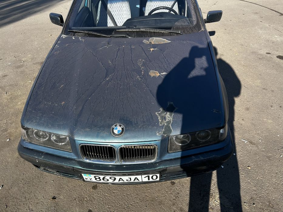 Автомобиль BMW E36 M40 318i