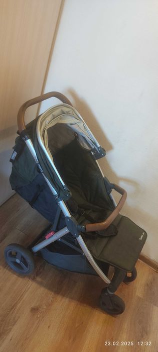 Oyster Zero Alpine Green: Прогулочная коляска