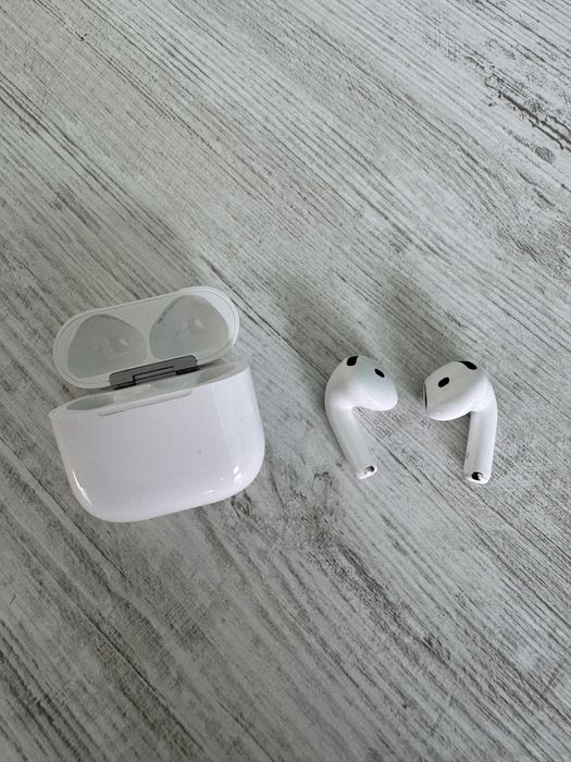 AirPods 4 - Noi.