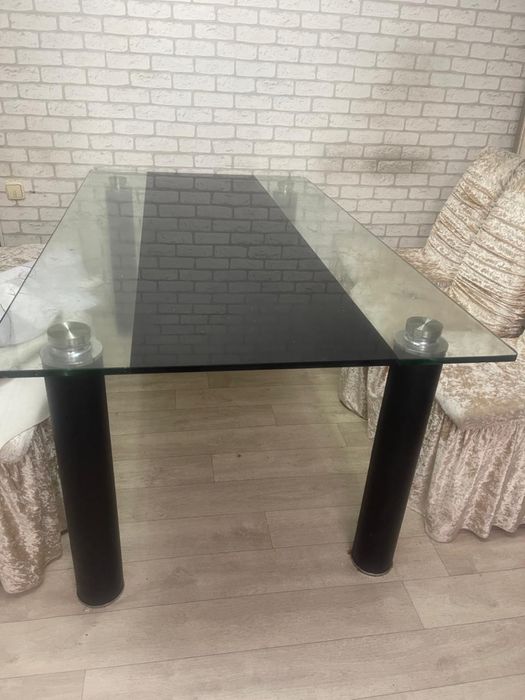 Продам стол со стульями