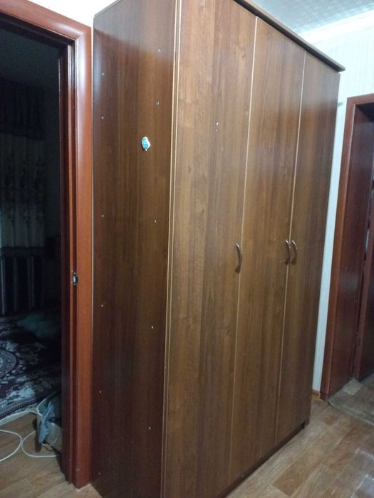 Шкаф продается срочно