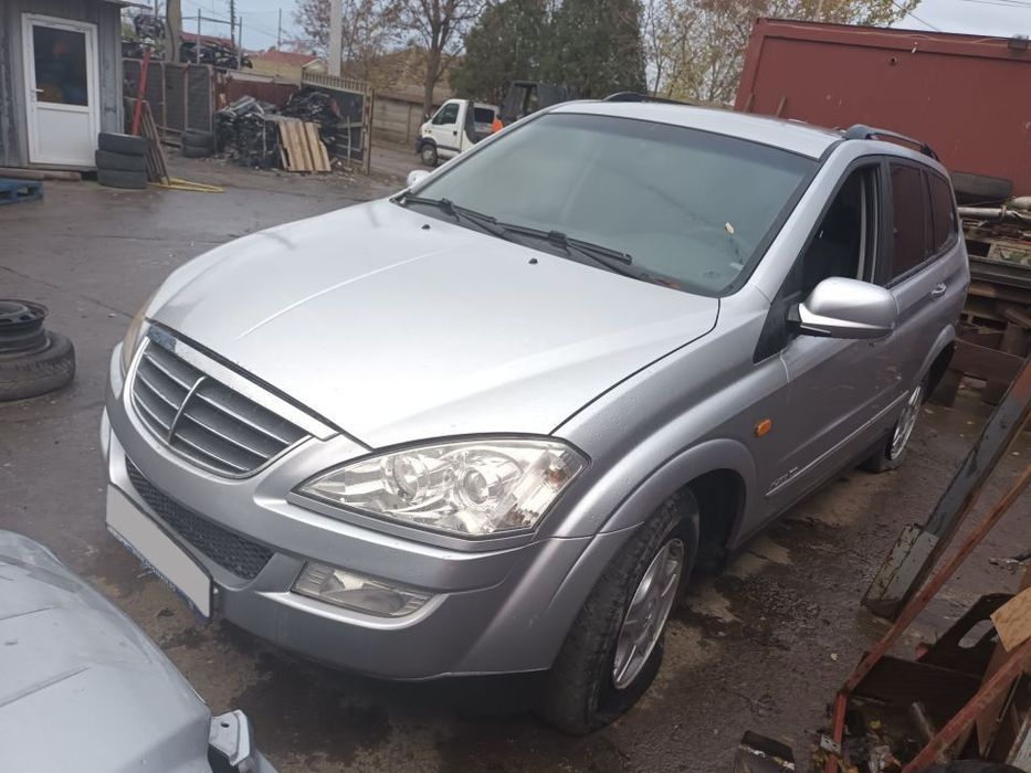 Dezmembrari  Ssangyong KYRON  2005  > 0000 2.0 Xdi 4x4 Motorina