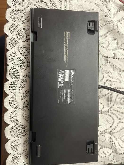 Tastatura gaming corsair k65 rgb rapidfire