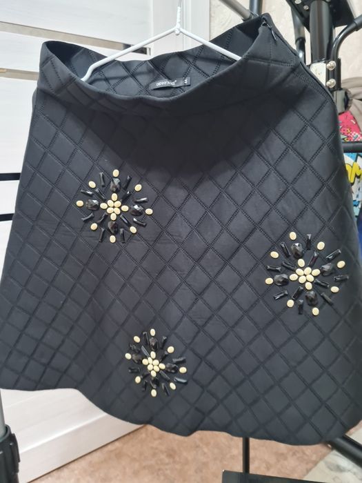 Продам школьную одежду для девочки