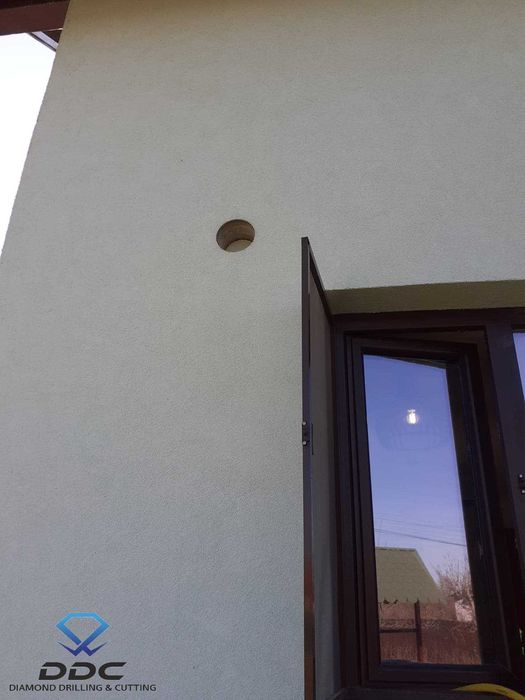 Carotare gaura hota centrala aer conditionat aerisire canalizare