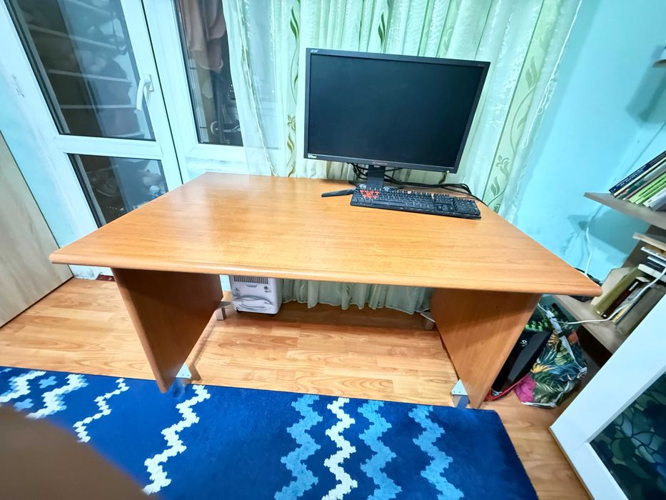 Бюро Маса за компютър. Бургас