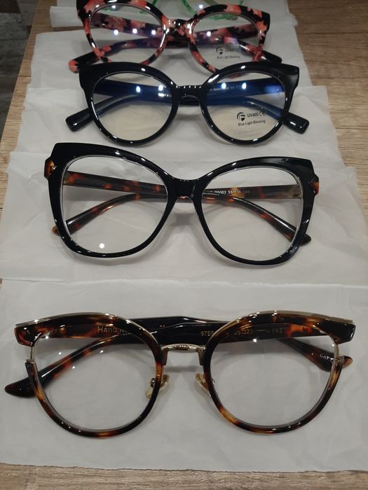Очила дамски диоптрични