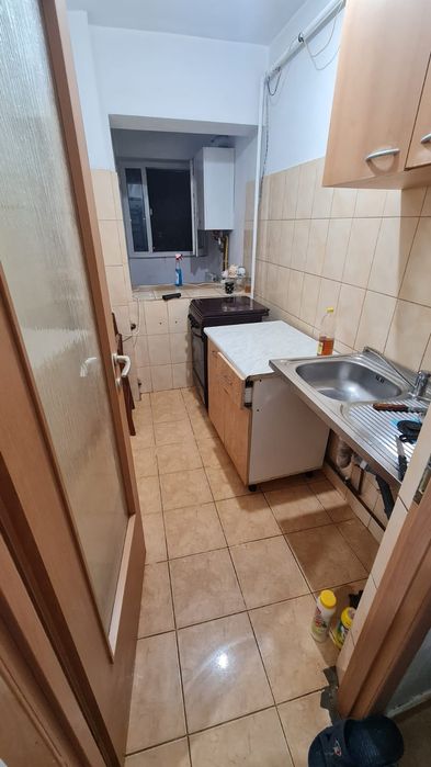 Persoană fizică vând garsoniera zona Siraj-D&C Sport Center