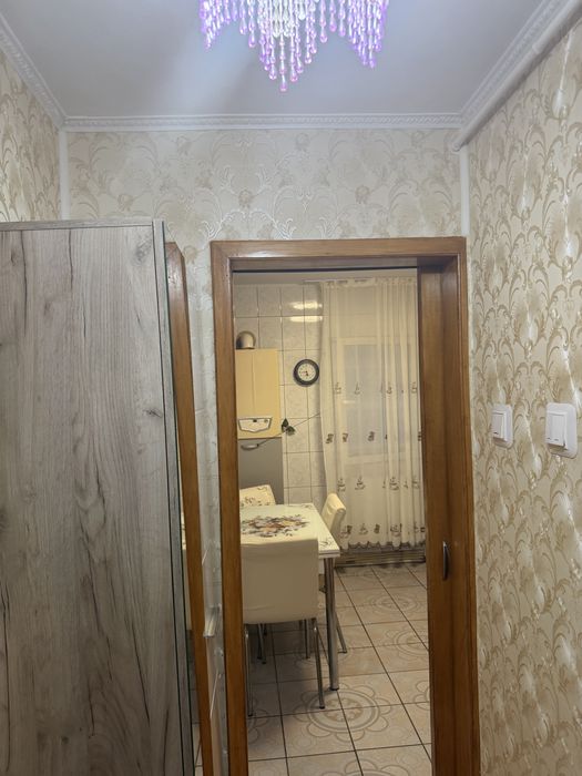 Apartament cu o camera de inchiriat