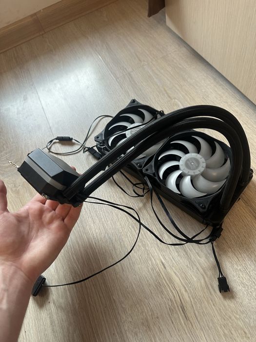 Cooler AIO 240 Silentium PC Navis EVO ARGB Rev 2.1
