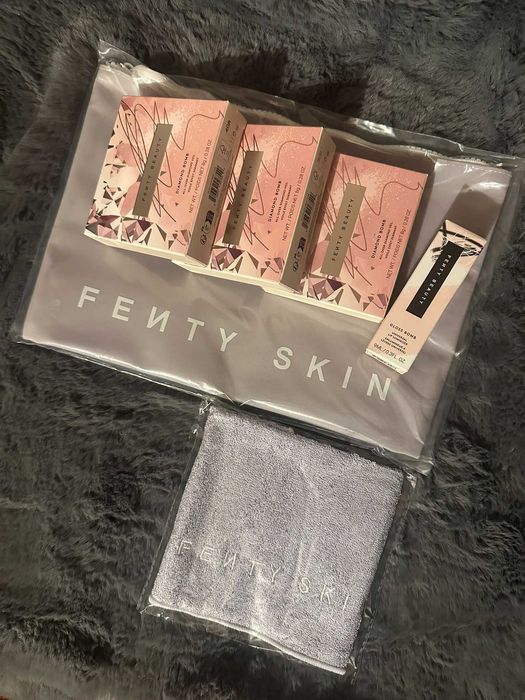 FENTY Хайлайтър Diamond Bomb All-Over Veil - How Many Carats?!