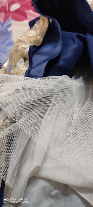 Продам очень красивое платье на девочку