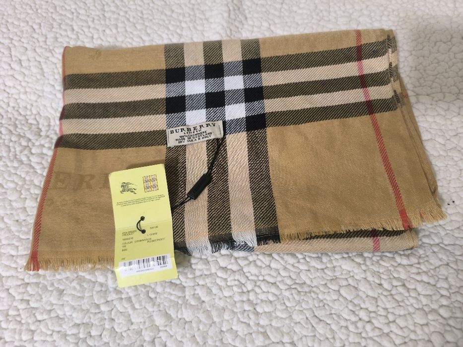 Оригинален шал Burberry кашмир