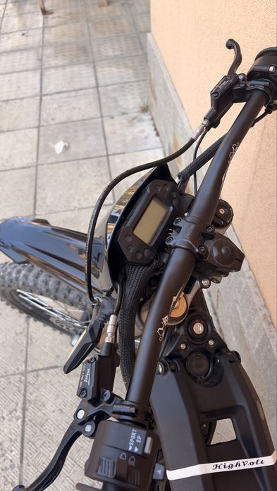 Surron lbx 2025.