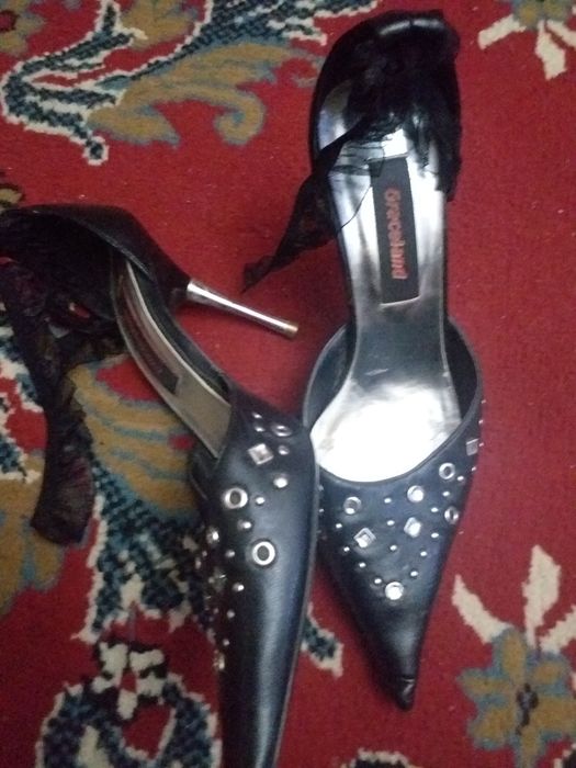 Продаётся шикарные Американские туфли.