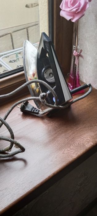 Продам утюг рабочий