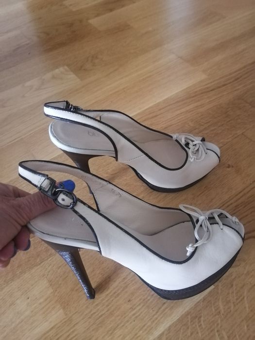 Продам босоножки. Италия.