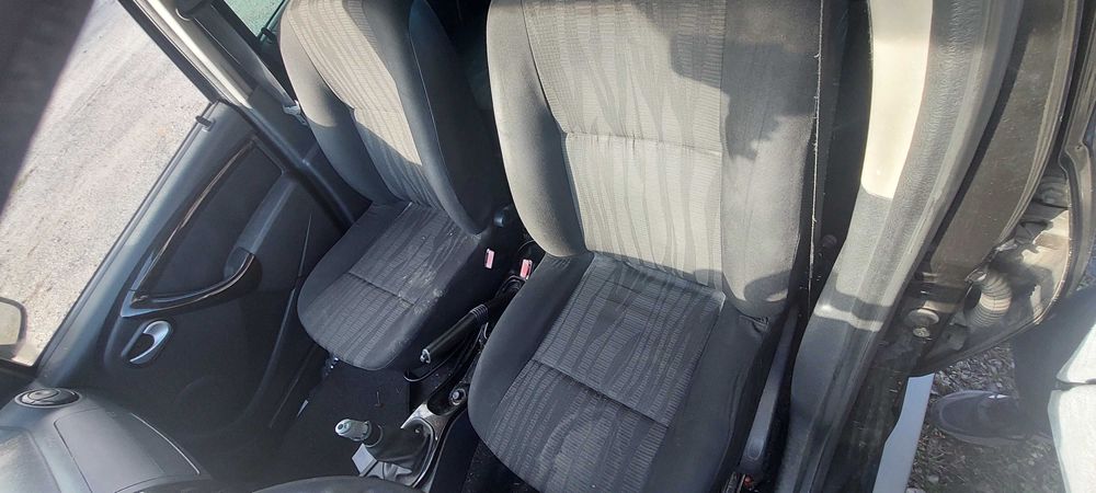 Dacia Duster 1,6 i , Дачия Дъстър на Части!
Август 2010