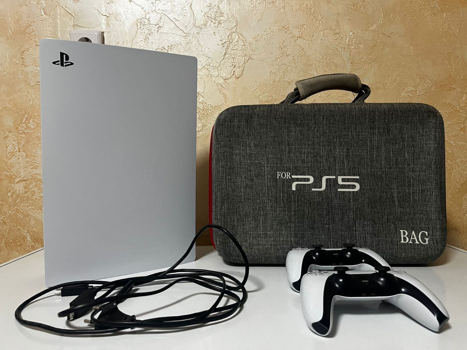 PlayStation 5 +2 джойстика