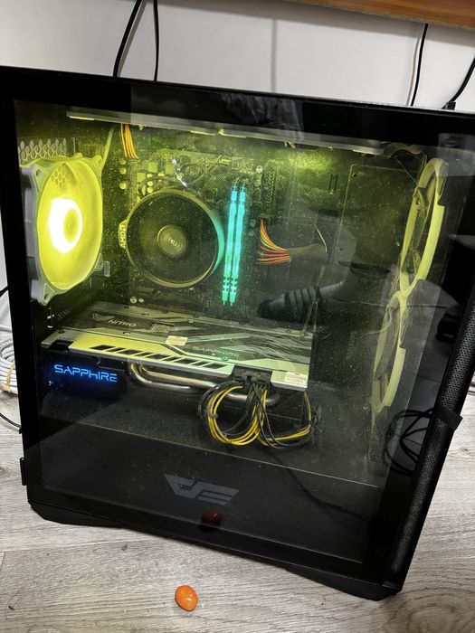 Pc gaming.